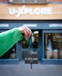 CustomStickersNow.Com