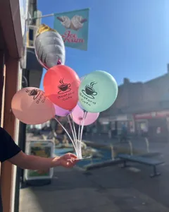 CustomStickersNow.Com