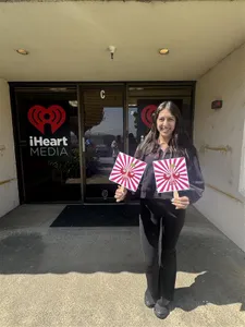 CustomStickersNow.Com