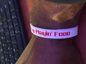 CustomStickersNow.Com