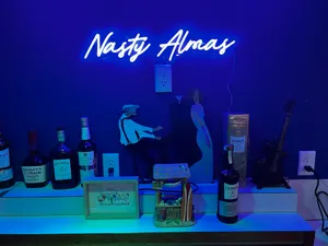 CustomStickersNow.Com