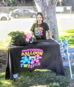 CustomStickersNow.Com