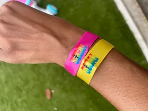 CustomStickersNow.Com