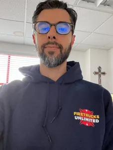 CustomStickersNow.Com