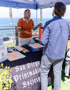 CustomStickersNow.Com