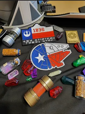 Embroidered Patches - These TEXAS themed patches commemorate the 190th Anniversary of the Battle of the Alamo Made for a Star Wars convention