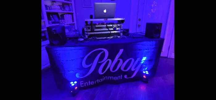 CustomStickersNow.Com