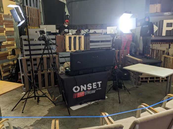 CustomStickersNow.Com