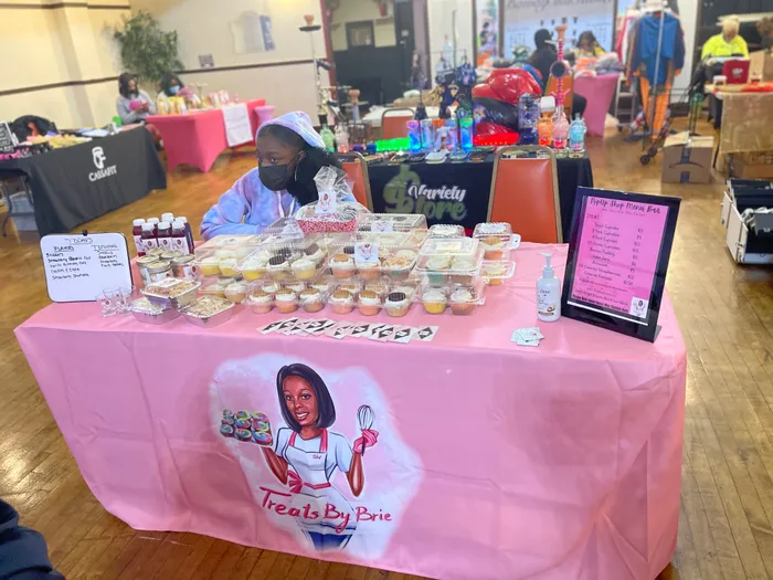 CustomStickersNow.Com