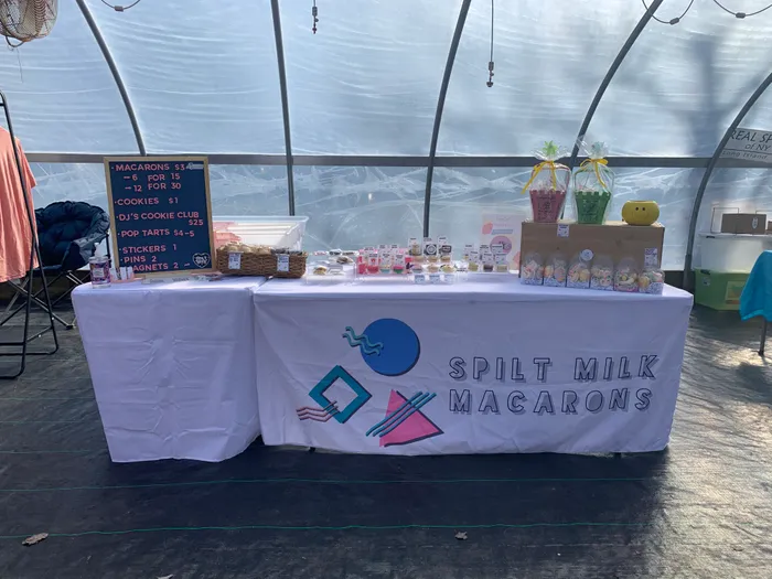 CustomStickersNow.Com