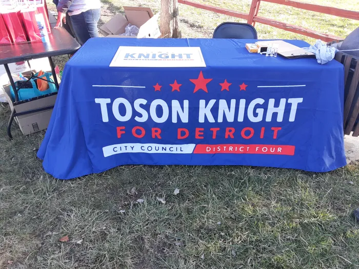 CustomStickersNow.Com