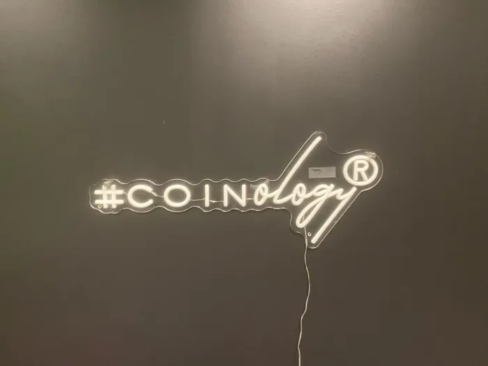 CustomStickersNow.Com