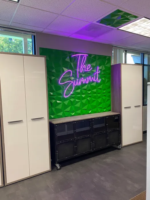 CustomStickersNow.Com