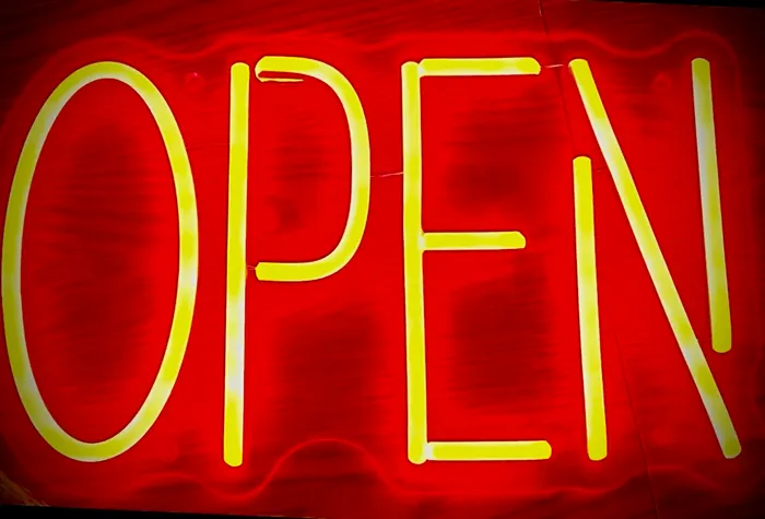 CustomStickersNow.Com