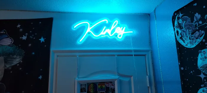 CustomStickersNow.Com