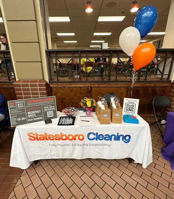 CustomStickersNow.Com