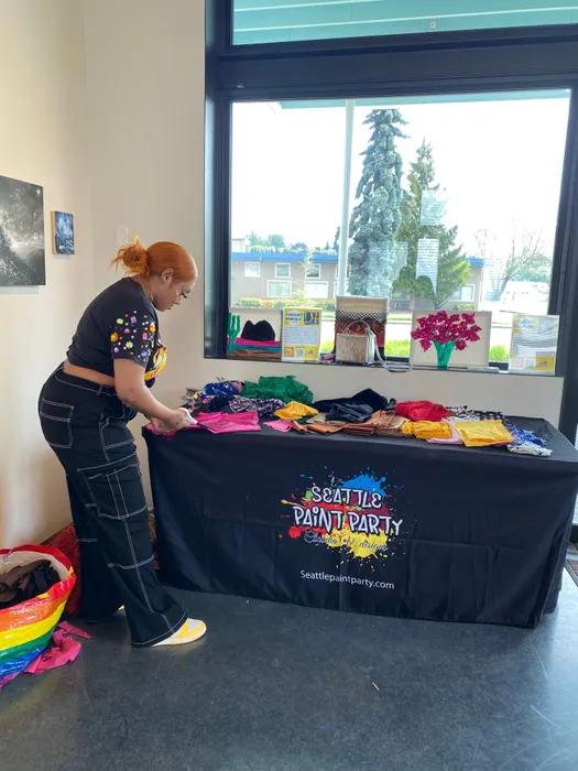 CustomStickersNow.Com