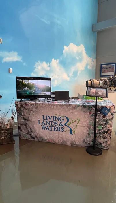 CustomStickersNow.Com