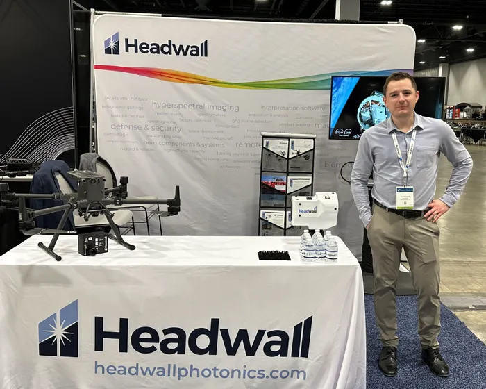 CustomStickersNow.Com