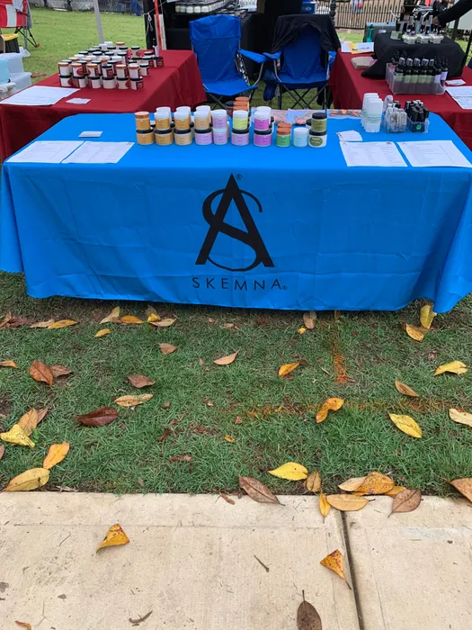 CustomStickersNow.Com