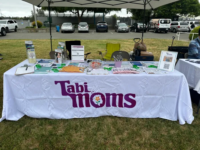 CustomStickersNow.Com