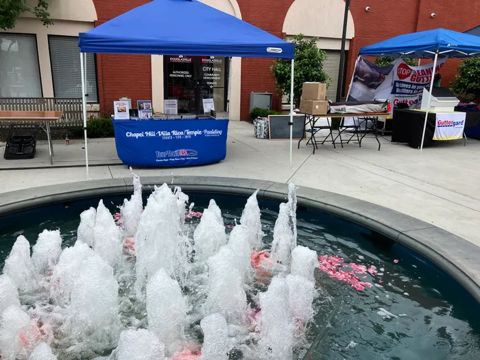 CustomStickersNow.Com