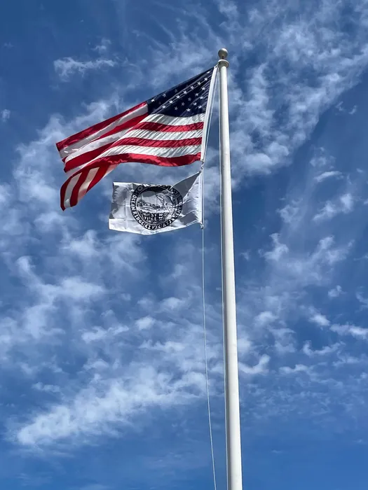 CustomStickersNow.Com