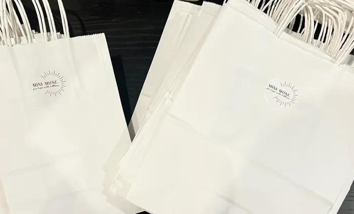 CustomStickersNow.Com