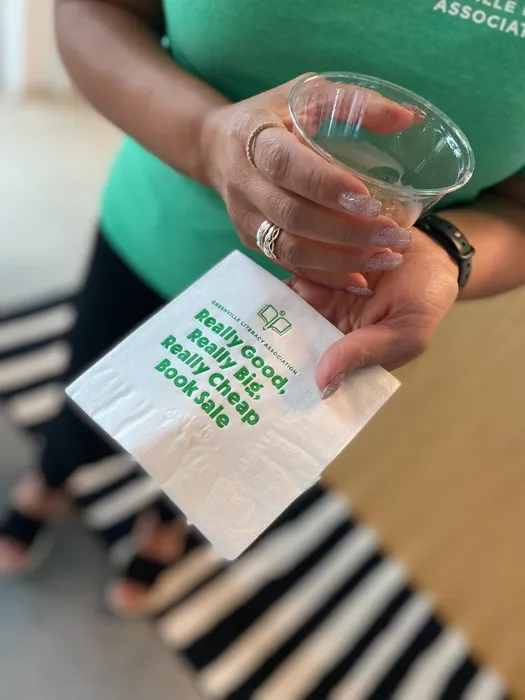 CustomStickersNow.Com