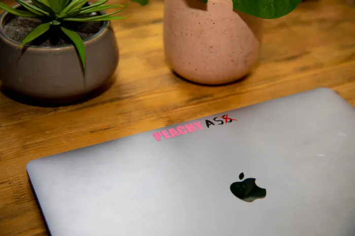 CustomStickersNow.Com