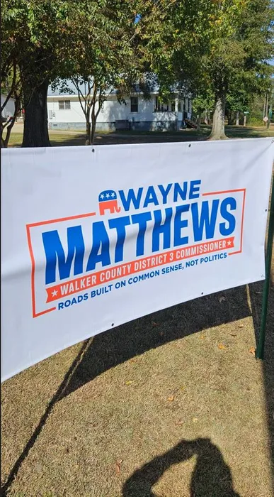 CustomStickersNow.Com - Custom Vinyl Banners