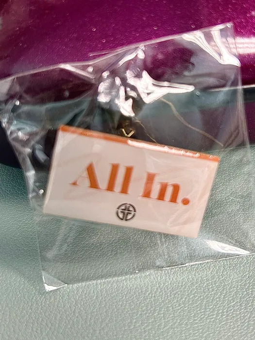 CustomStickersNow.Com - Offset Printing Pin