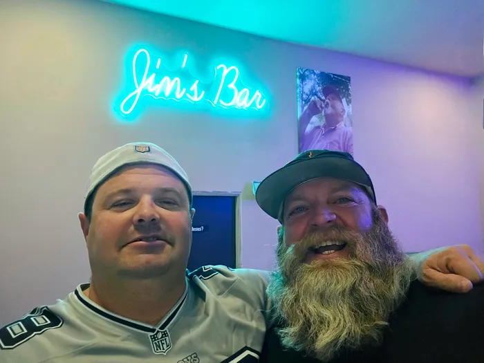 CustomStickersNow.Com - Custom Neon Sign