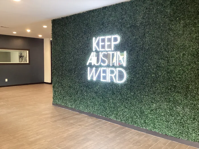 CustomStickersNow.Com - Custom Neon Sign