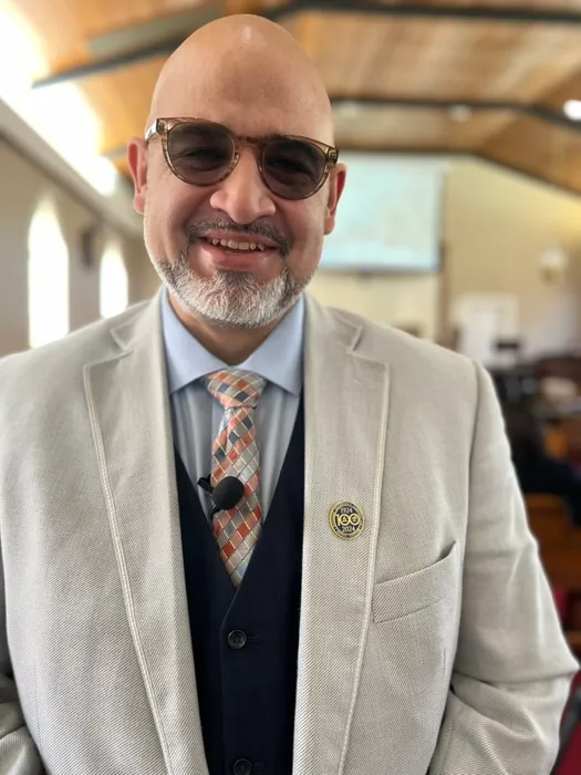 CustomStickersNow.Com