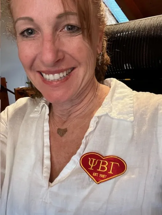 CustomStickersNow.Com - Embroidered Patches