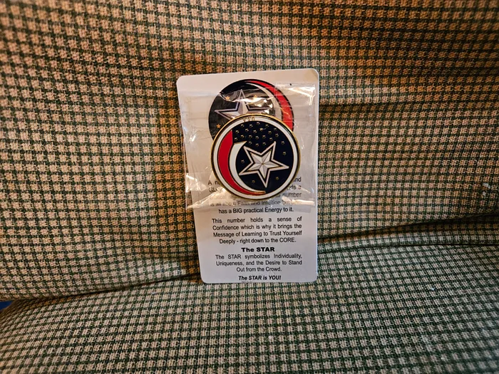 CustomStickersNow.Com - Hard Enamel Pin