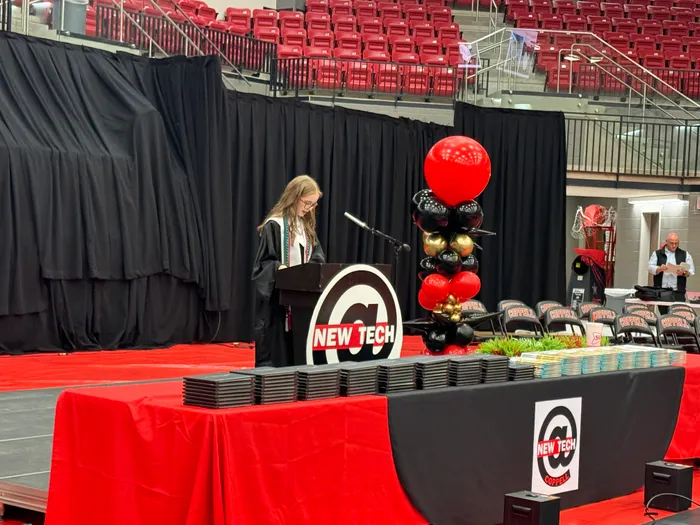 CustomStickersNow.Com - Custom Rectangle Table Covers