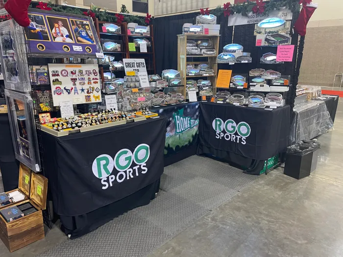 CustomStickersNow.Com - Custom Rectangle Table Covers