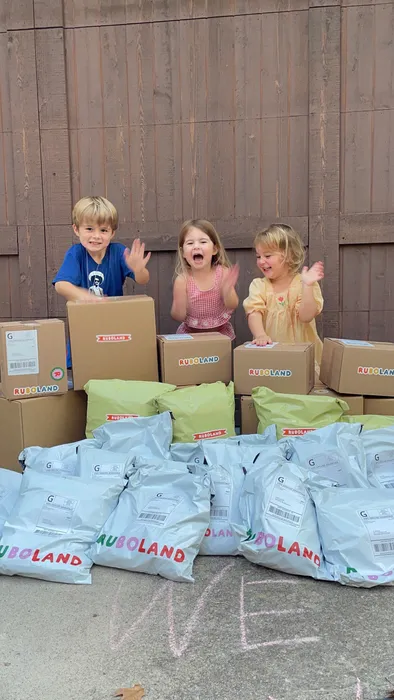 CustomStickersNow.Com