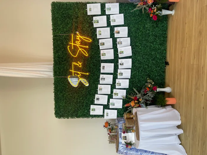 CustomStickersNow.Com