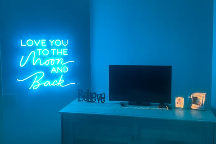 CustomStickersNow.Com - I Love You To The Moon And Back Neon Sign