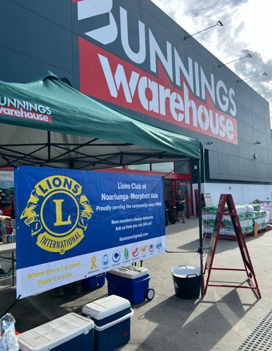 CustomStickersNow.Com - Custom Vinyl Banners