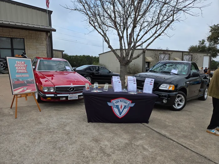 CustomStickersNow.Com - Custom Rectangle Table Covers