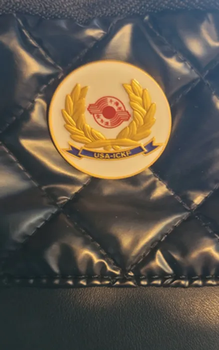 CustomStickersNow.Com - 3D Pin