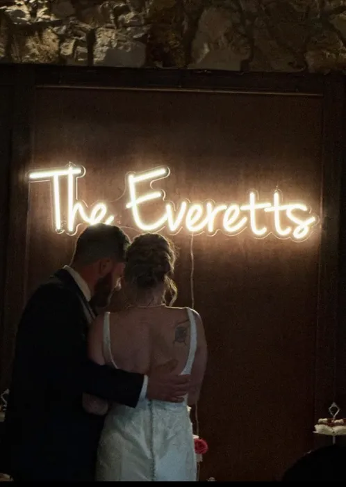 CustomStickersNow.Com - Custom Neon Sign