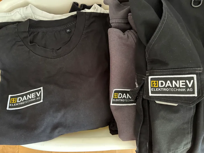 CustomStickersNow.Com - Woven Patches