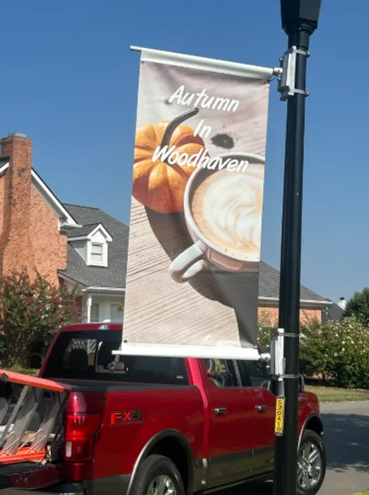 CustomStickersNow.Com - Pole Banners