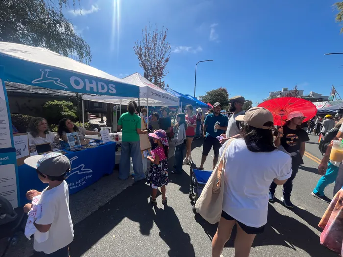 CustomStickersNow.Com - Custom Rectangle Table Covers