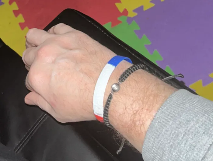 CustomStickersNow.Com - Custom Embossed Wristbands